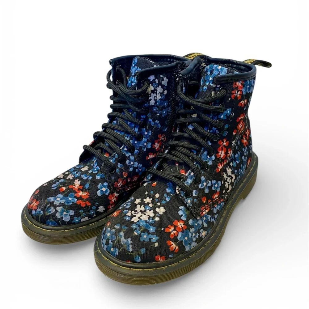 Dr. Martens gently used